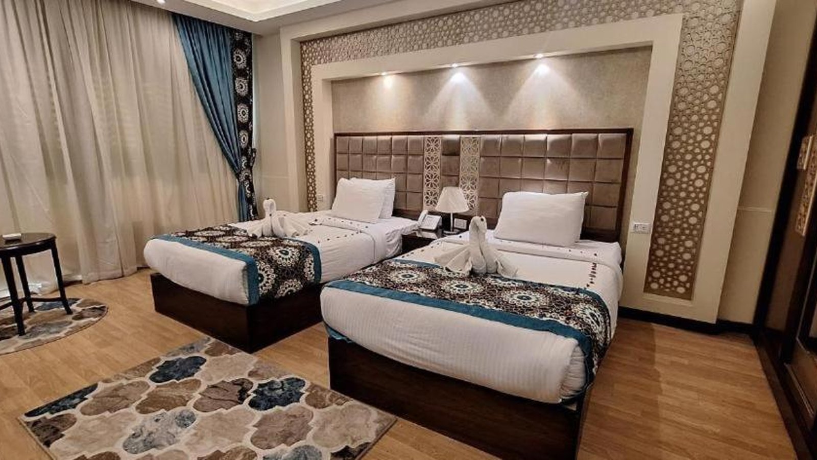 Skyline Boutique Hotel