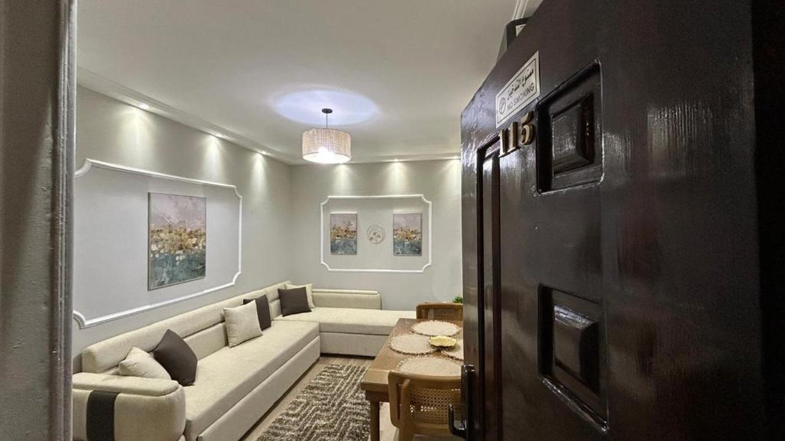 Skyline luxury suite