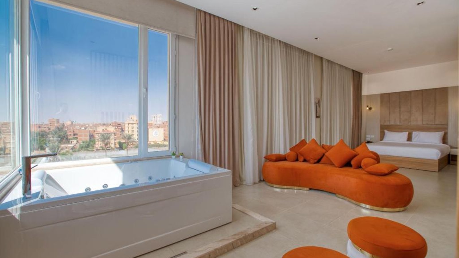 Mazar Pyramids Hotel & Spa